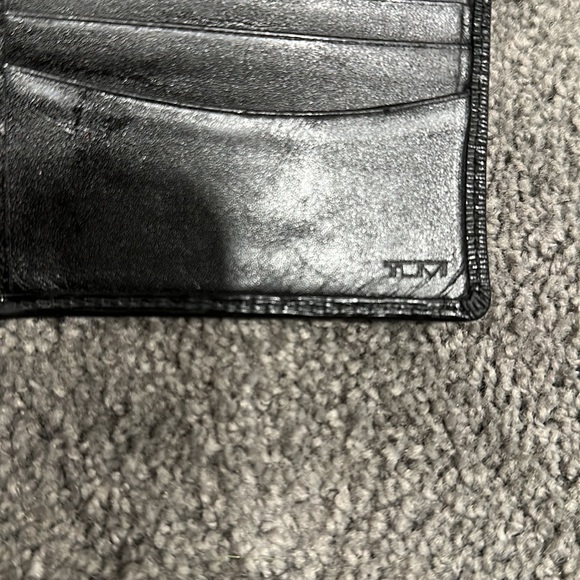 TUMI Wallet - Picture 4 of 7